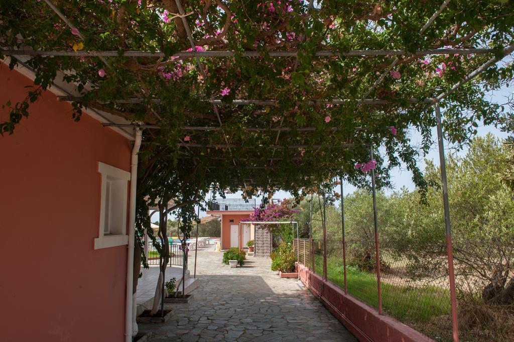 Paradise Studios Svoronata Exterior photo